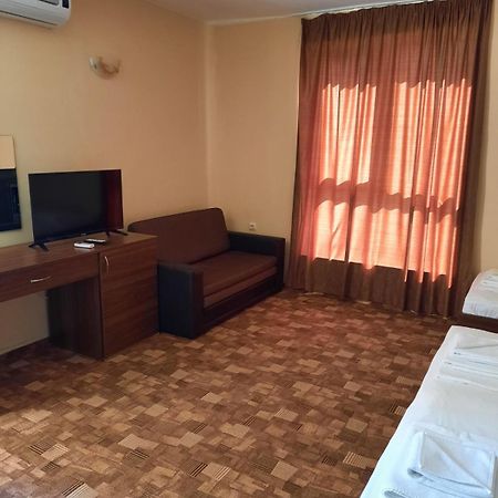 Hotel Sapphire Primorsko Eksteriør billede