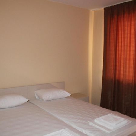 Hotel Sapphire Primorsko Eksteriør billede