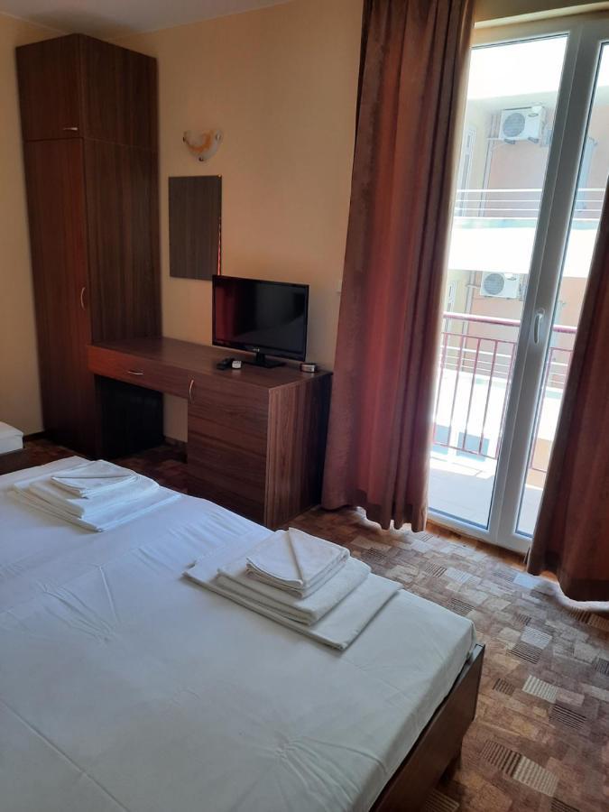 Hotel Sapphire Primorsko Eksteriør billede