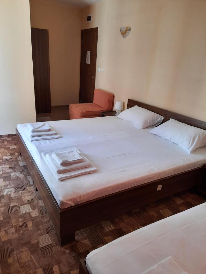 Hotel Sapphire Primorsko Eksteriør billede