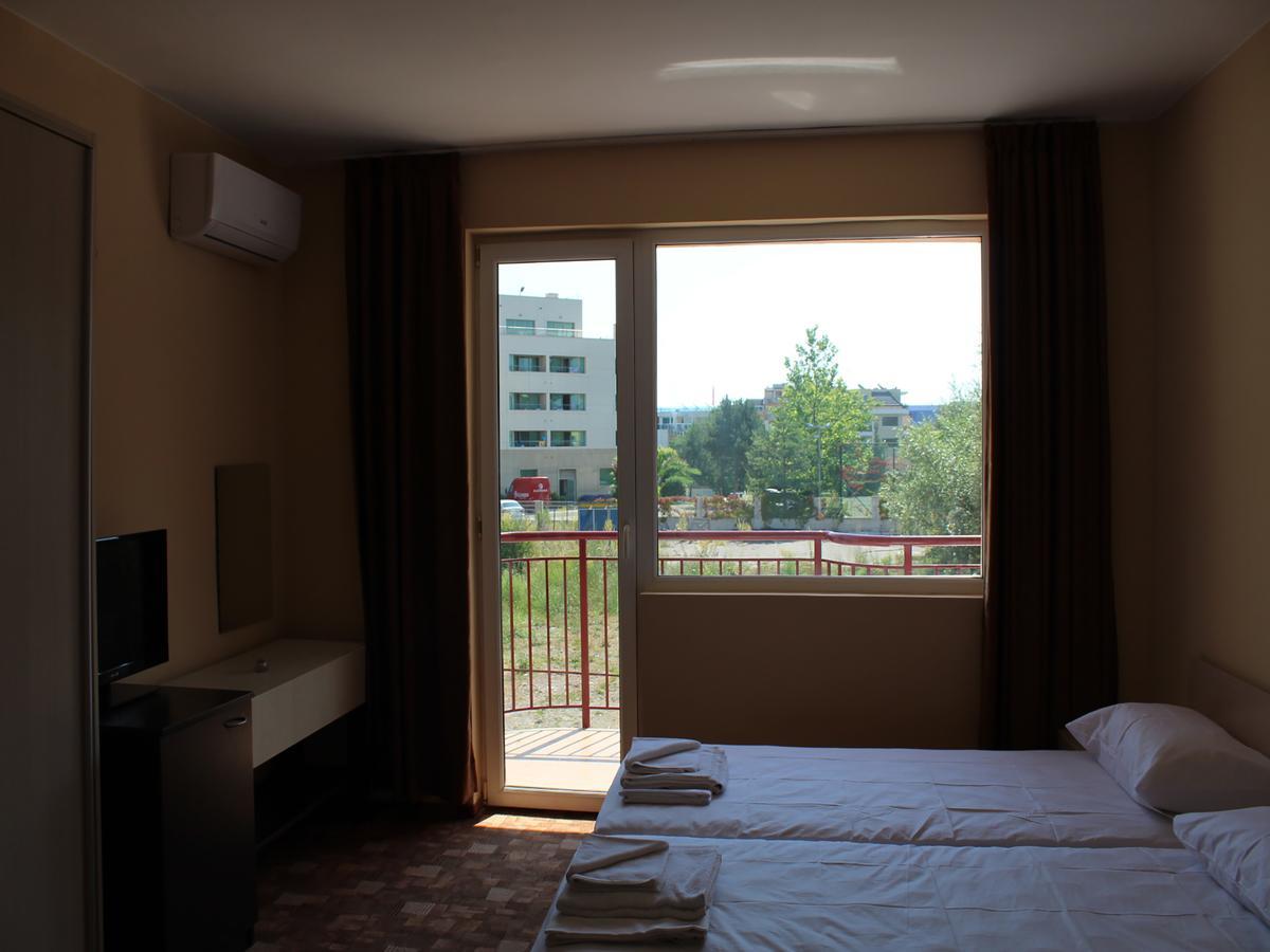 Hotel Sapphire Primorsko Eksteriør billede