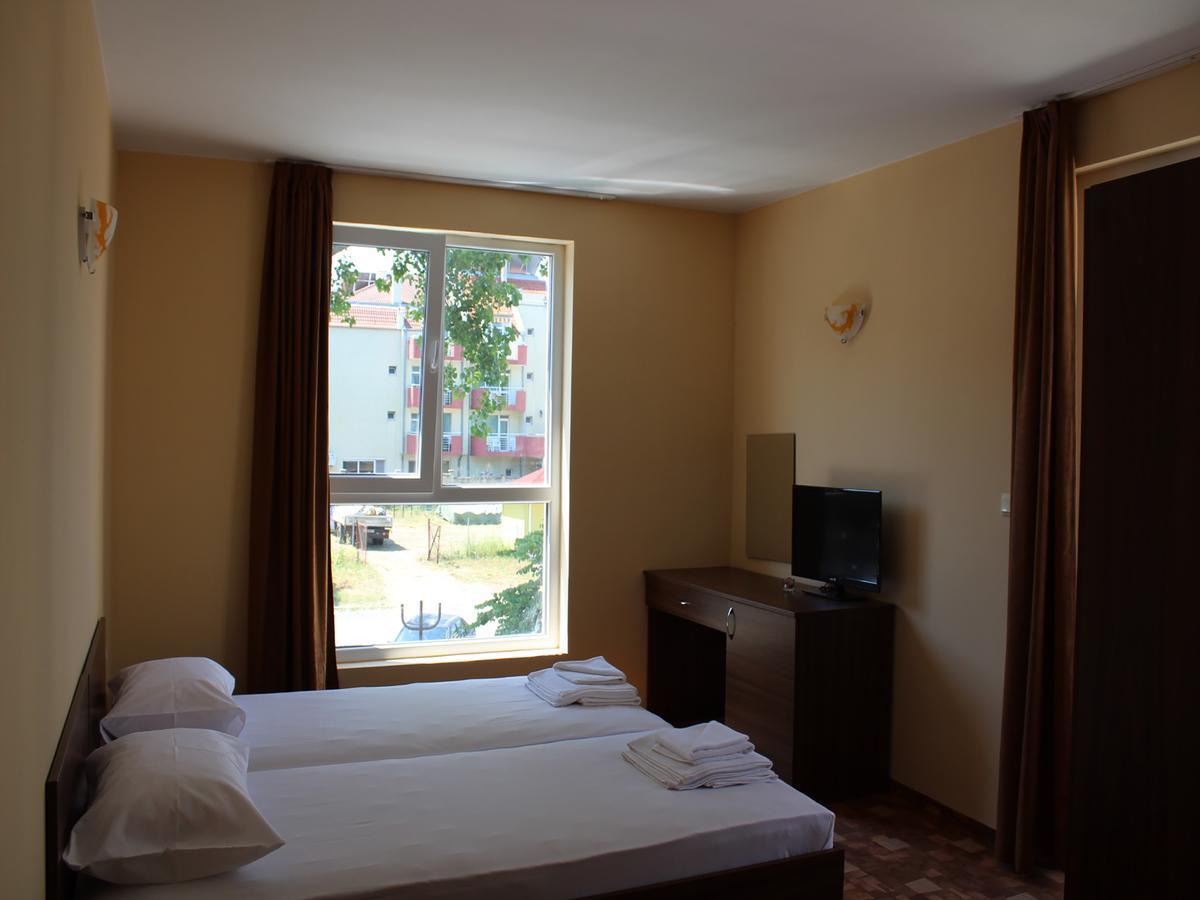 Hotel Sapphire Primorsko Eksteriør billede