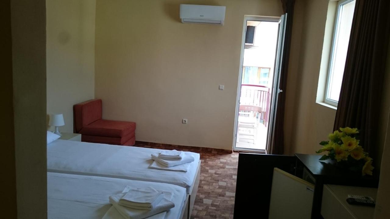 Hotel Sapphire Primorsko Eksteriør billede