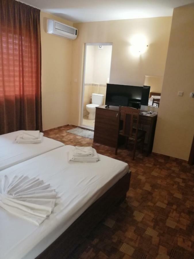 Hotel Sapphire Primorsko Eksteriør billede