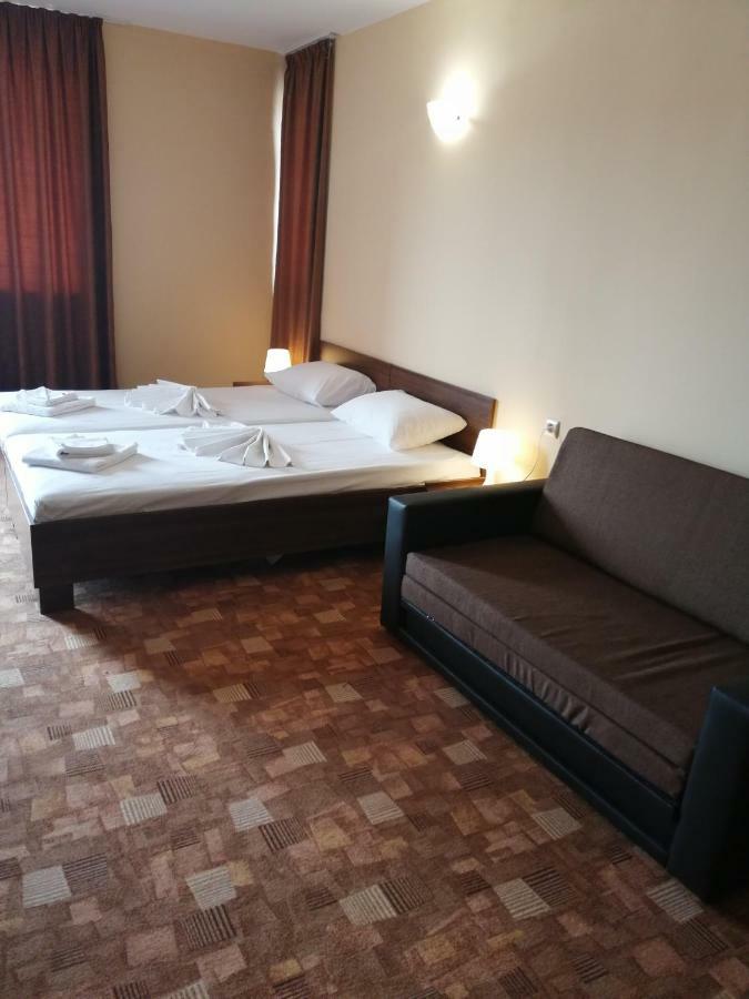 Hotel Sapphire Primorsko Eksteriør billede